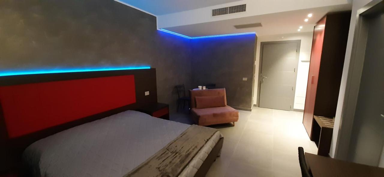 Brigante Suites ميسانو ادرياتيكو المظهر الخارجي الصورة